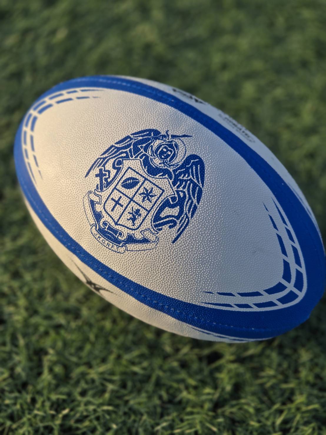 常翔啓光学園オリジナルラグビーボール